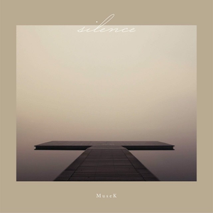 俄罗斯女人和狗交配
