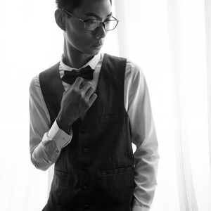 俄罗斯女人和狗交配
